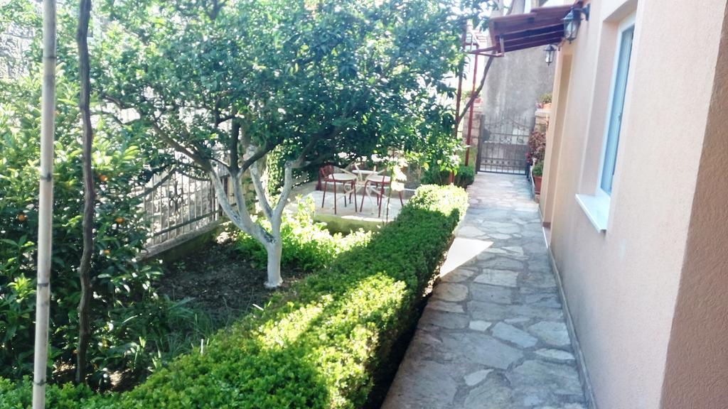 Apartments Kovacevic Petrovac エクステリア 写真